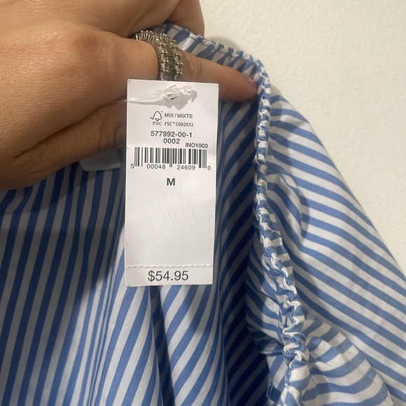 NWT Gap one shoulder blue striped Top size M - Picture 4 of 5
